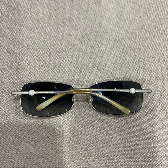 SOLD CHANEL Pearl Sunglasses - Picture 3 of 6